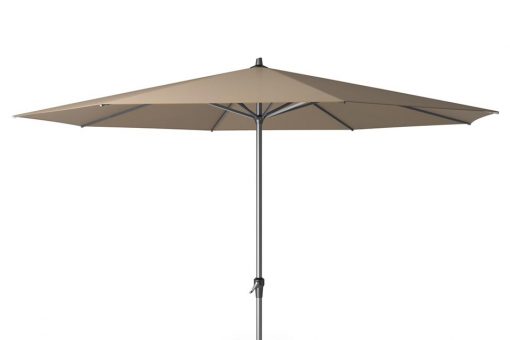 platinum parasol riva 400 taupe vrijstaand 510x340 - Platinum | Parasol Riva Ø400 cm | Taupe
